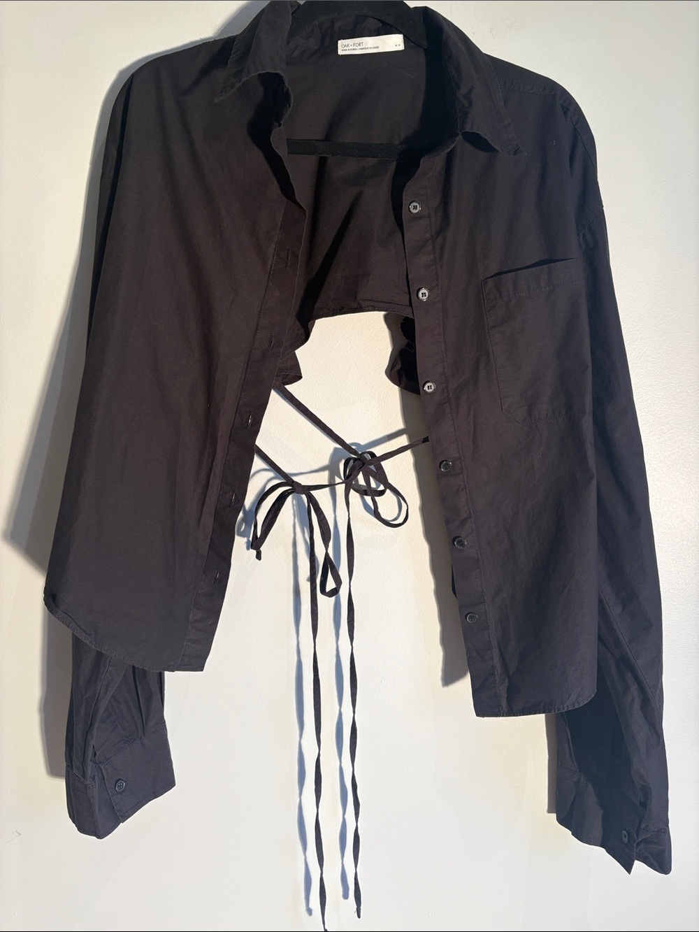 Oak + Fort Open Back Tie Shirt | Black | Size M - Picture 1 of 4